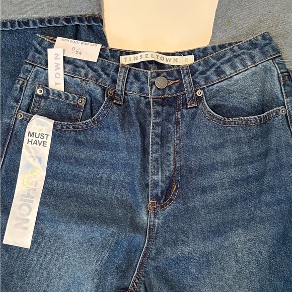 TINSELTOWN High Waist Wide Leg Wide Cuff Jeans Size 0/24 **NEW** - Picture 2 of 7